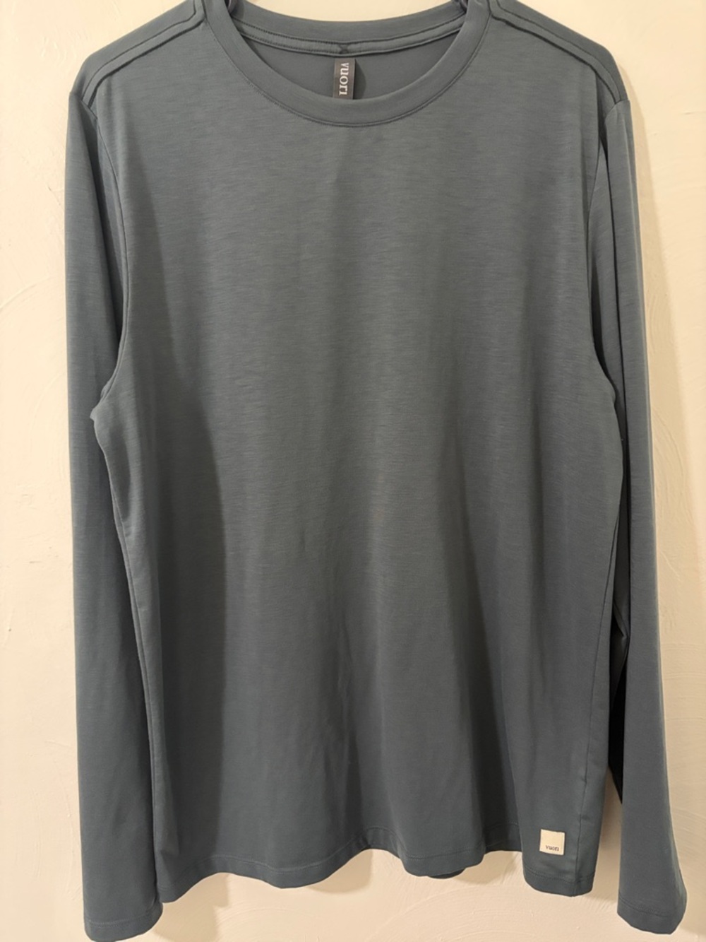 Vuori Long Sleeve Crew in Slate Blue-Grey